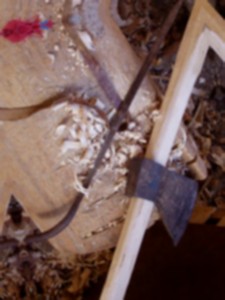 Common hazel — An image associated with the Avellano (hazelnut) fact sheet. The surrounding text presents it as part of the image section for this species, alongside information on its wood characteristics and uses.